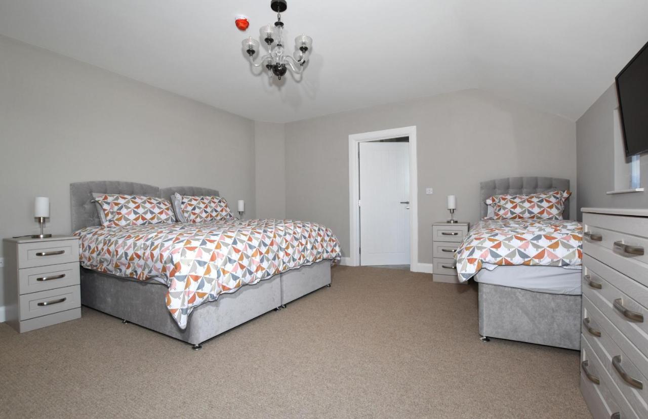 Homestead Hillsborough Guest Rooms Bilik gambar